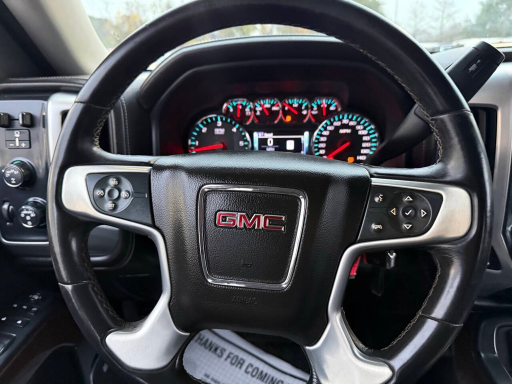 GMC Sierra 1500 Vehicle Full-screen Gallery Image 21