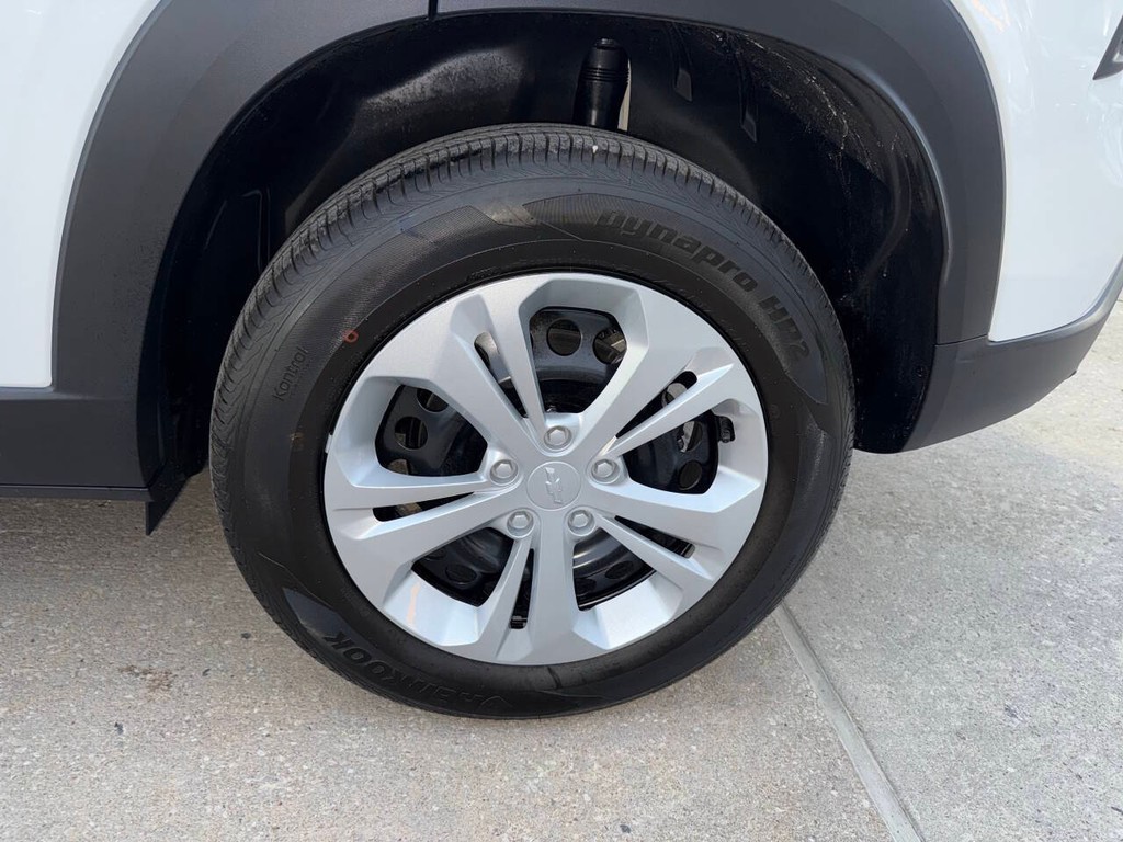 Chevrolet Trax Vehicle Full-screen Gallery Image 36