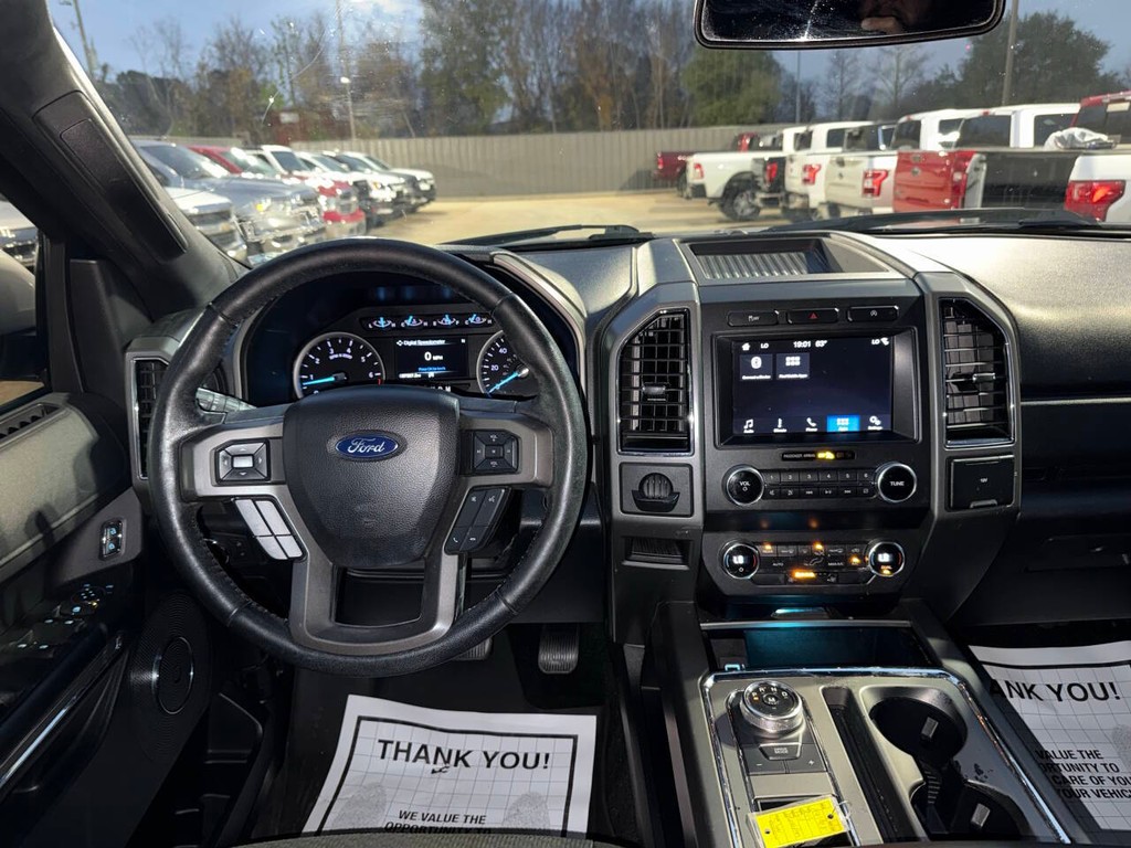 Ford Expedition Vehicle Full-screen Gallery Image 23