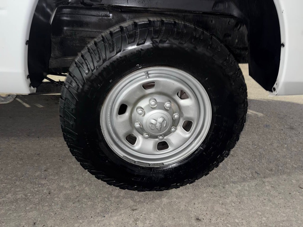 Ram 2500 Vehicle Full-screen Gallery Image 34