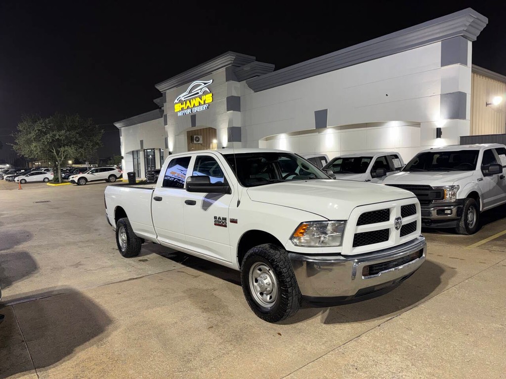 Ram 2500 Vehicle Full-screen Gallery Image 39