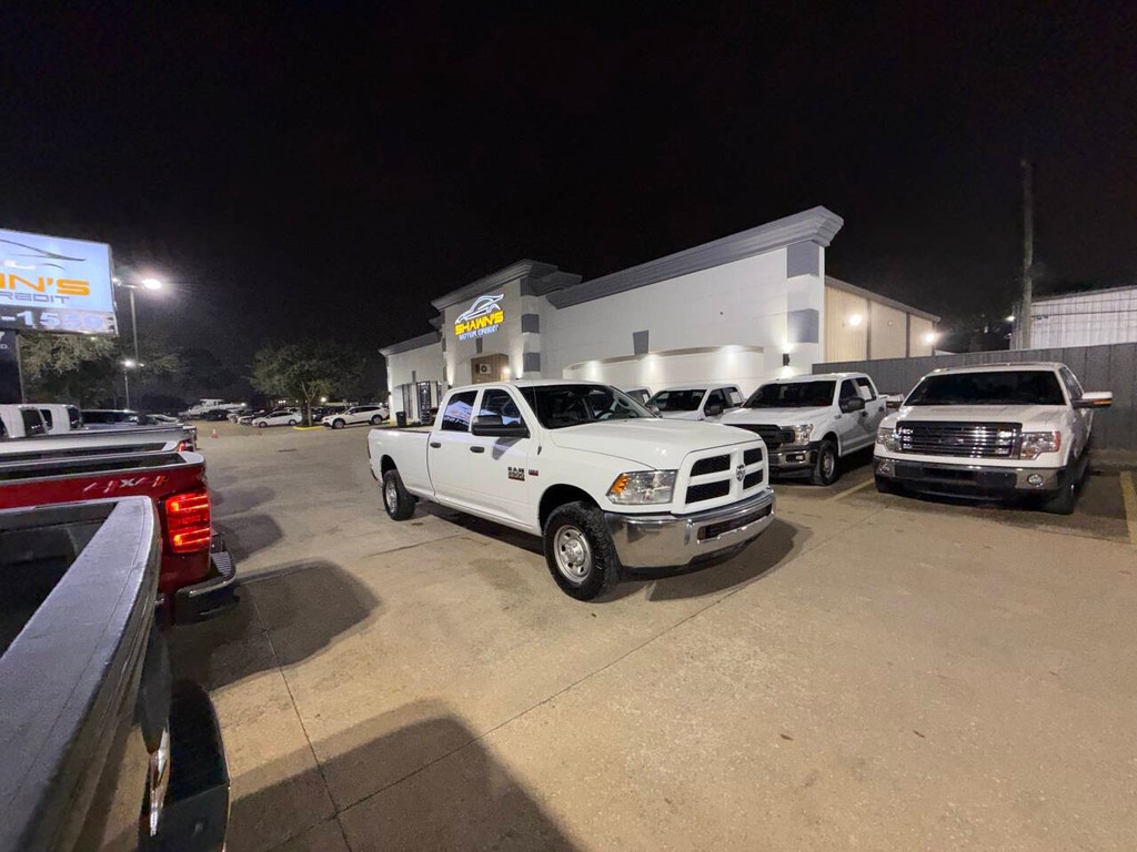 Ram 2500 Vehicle Full-screen Gallery Image 41