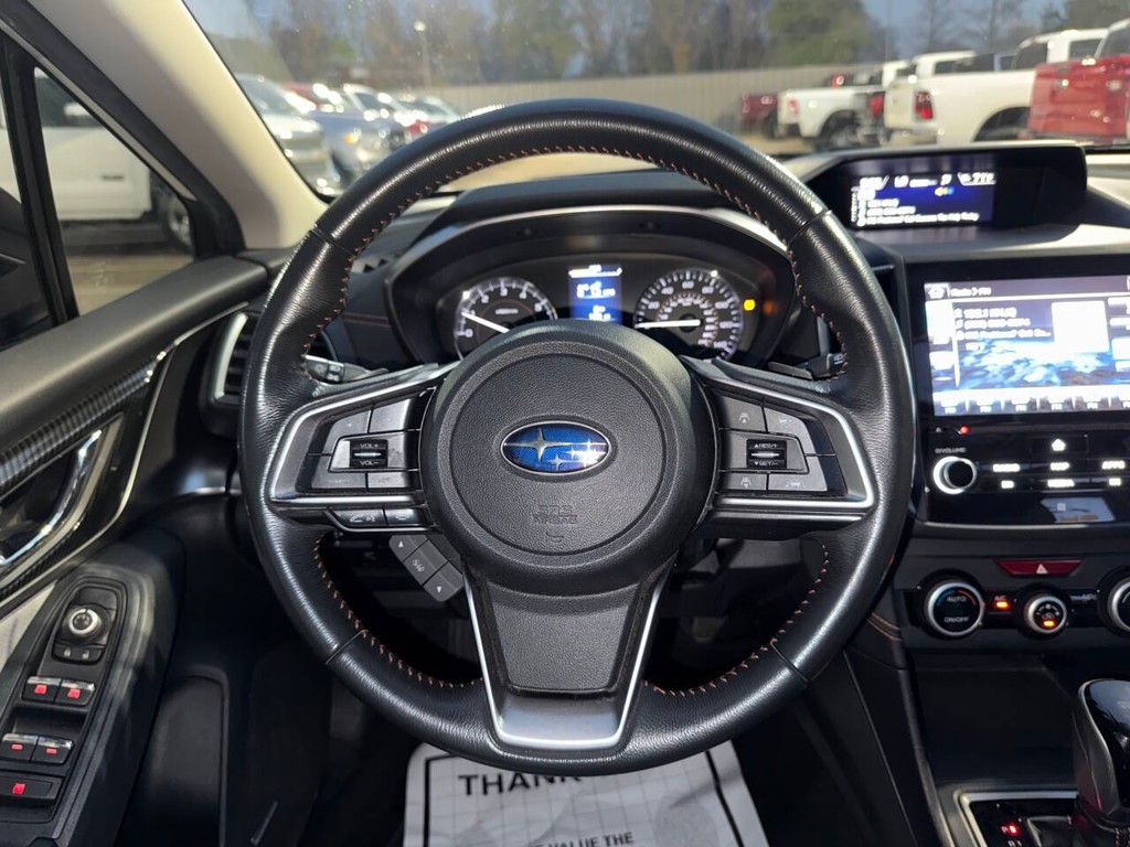 Subaru Crosstrek Vehicle Full-screen Gallery Image 22