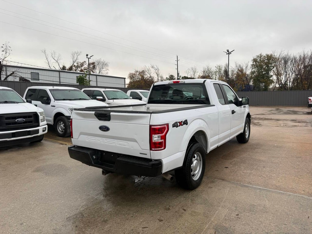 Ford F-150 Vehicle Full-screen Gallery Image 05