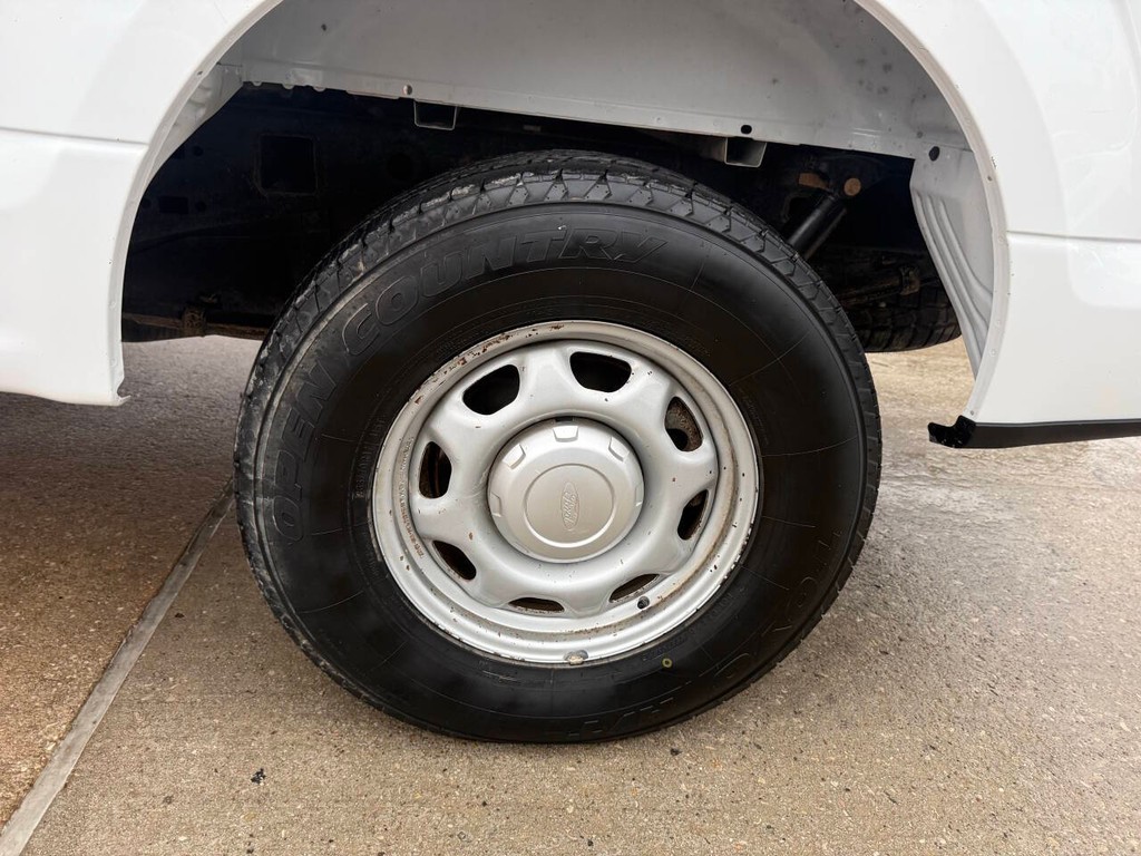 Ford F-150 Vehicle Full-screen Gallery Image 33