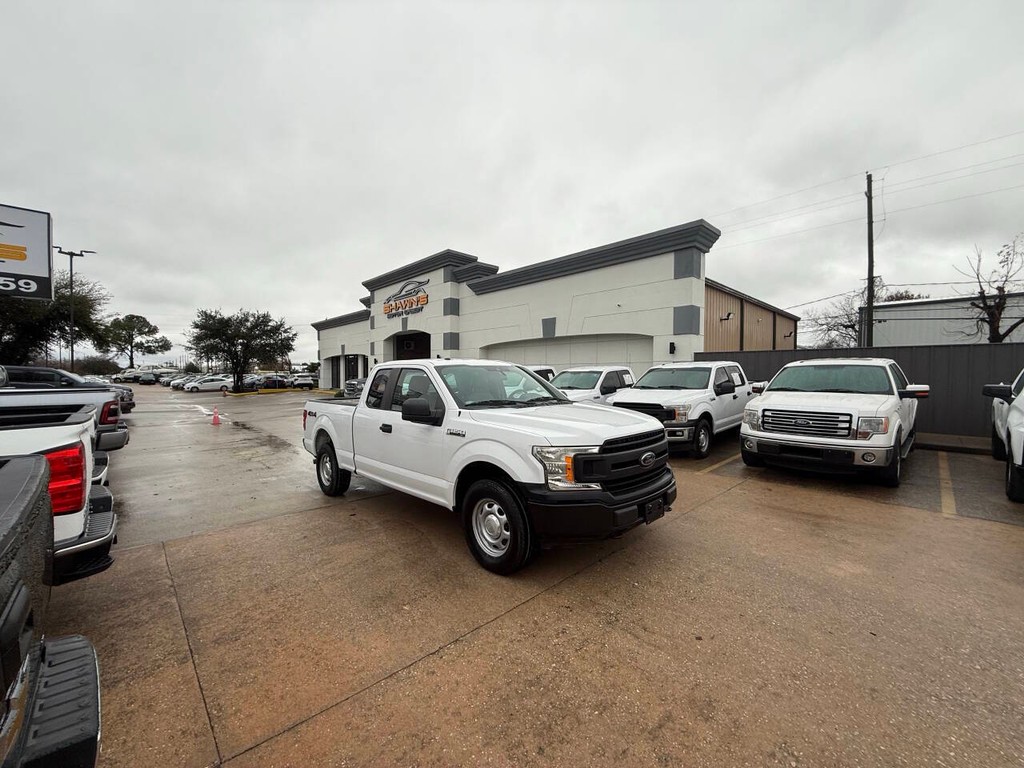 Ford F-150 Vehicle Full-screen Gallery Image 42