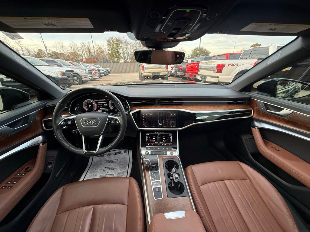 Audi A6 Sedan Vehicle Full-screen Gallery Image 19