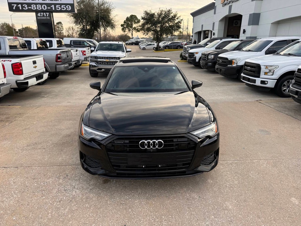 Audi A6 Sedan Vehicle Full-screen Gallery Image 43