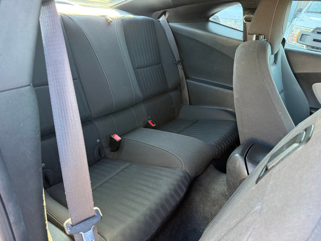 Chevrolet Camaro Vehicle Full-screen Gallery Image 12