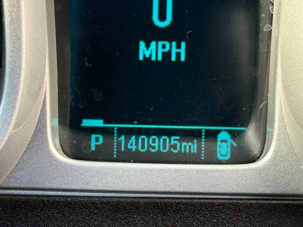 Chevrolet Camaro Vehicle Full-screen Gallery Image 26