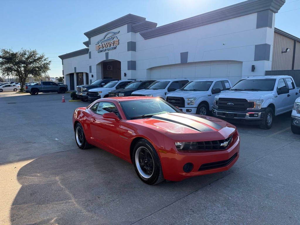 Chevrolet Camaro Vehicle Full-screen Gallery Image 34