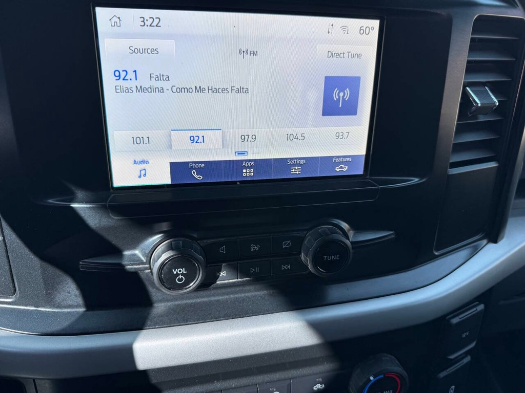 Ford F-150 Vehicle Full-screen Gallery Image 27