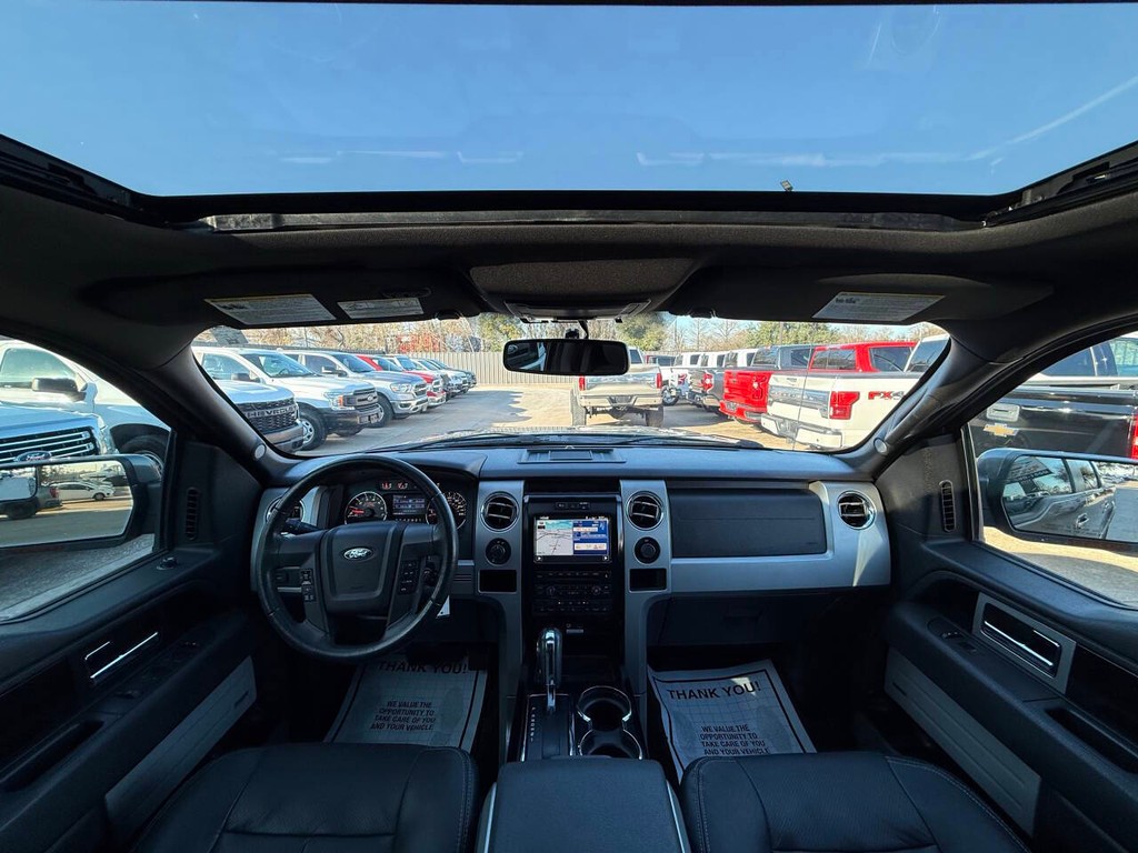 Ford F-150 Vehicle Full-screen Gallery Image 18