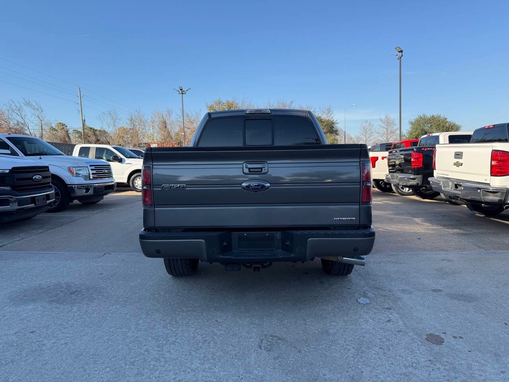 Ford F-150 Vehicle Full-screen Gallery Image 40