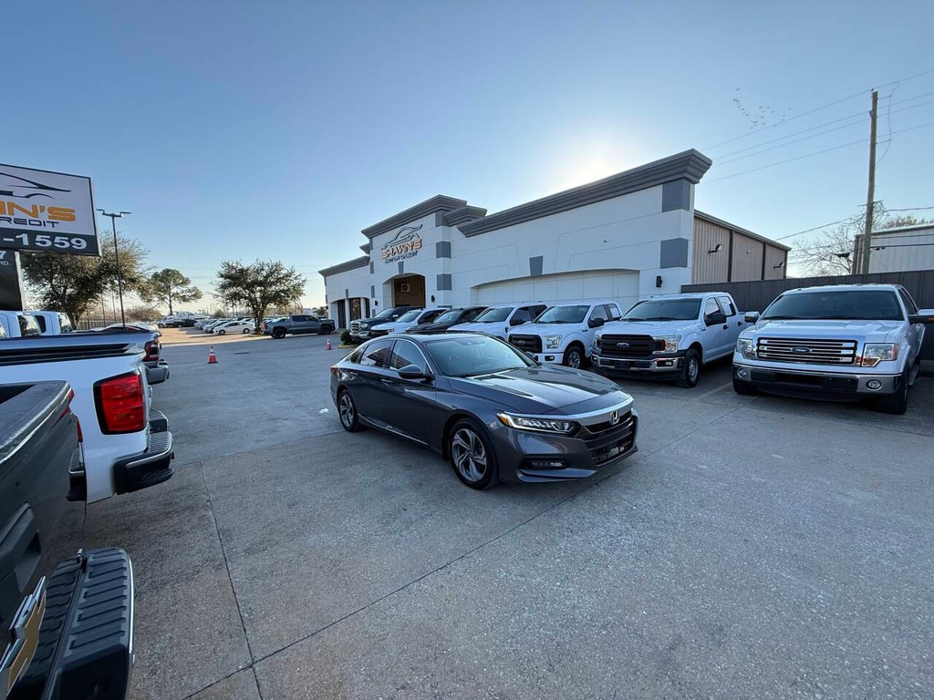 Honda Accord Sedan Vehicle Full-screen Gallery Image 43