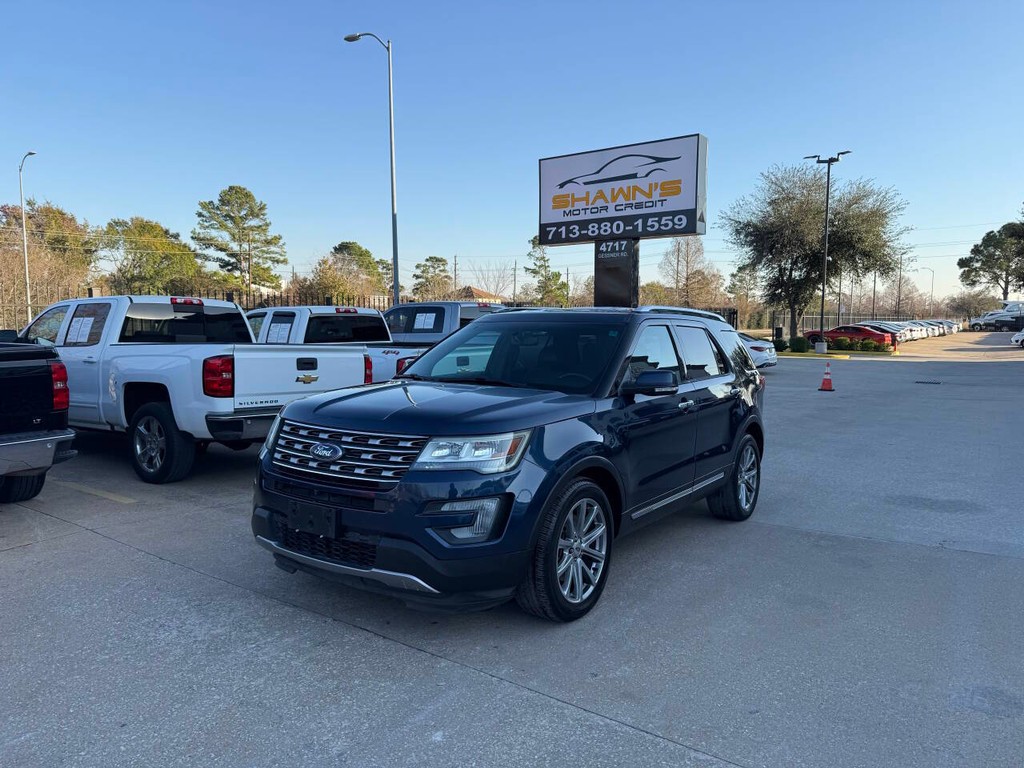 Ford Explorer Vehicle Full-screen Gallery Image 03