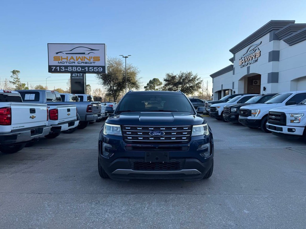 Ford Explorer Vehicle Full-screen Gallery Image 43