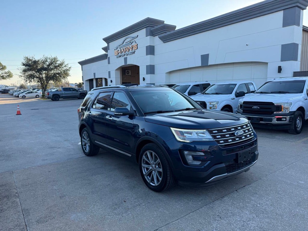 Ford Explorer Vehicle Full-screen Gallery Image 44