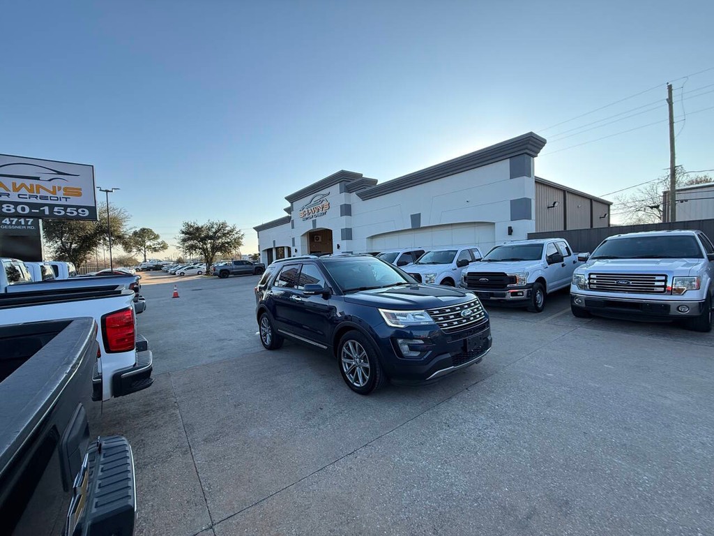 Ford Explorer Vehicle Full-screen Gallery Image 46