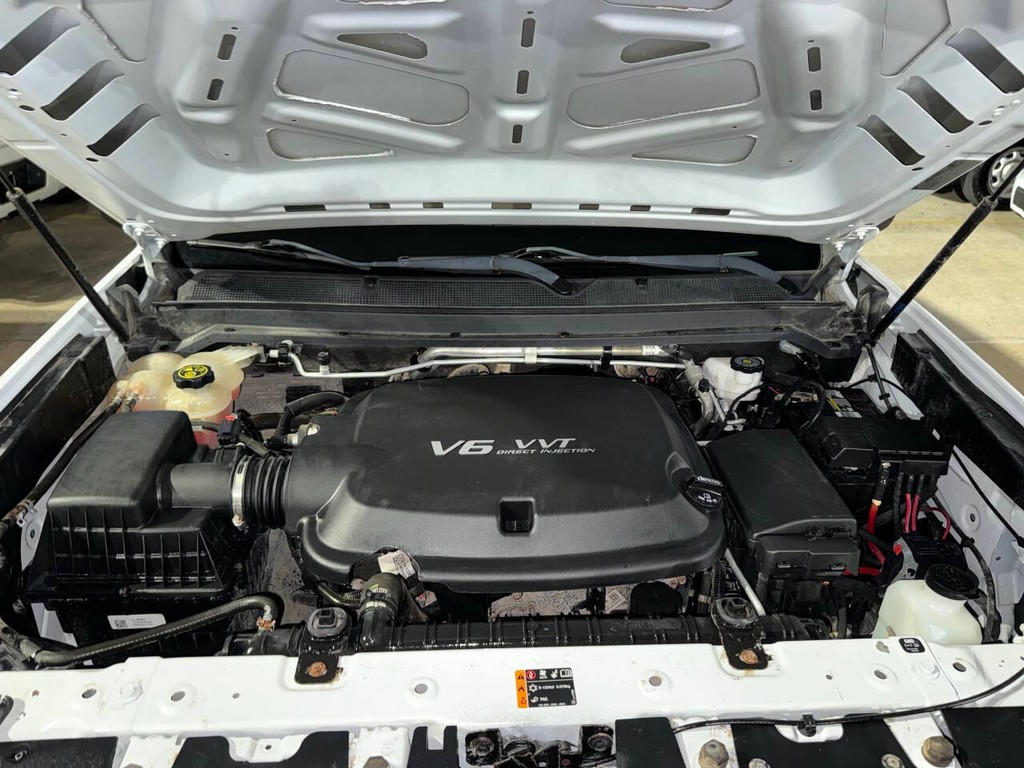 Chevrolet Colorado Vehicle Full-screen Gallery Image 34