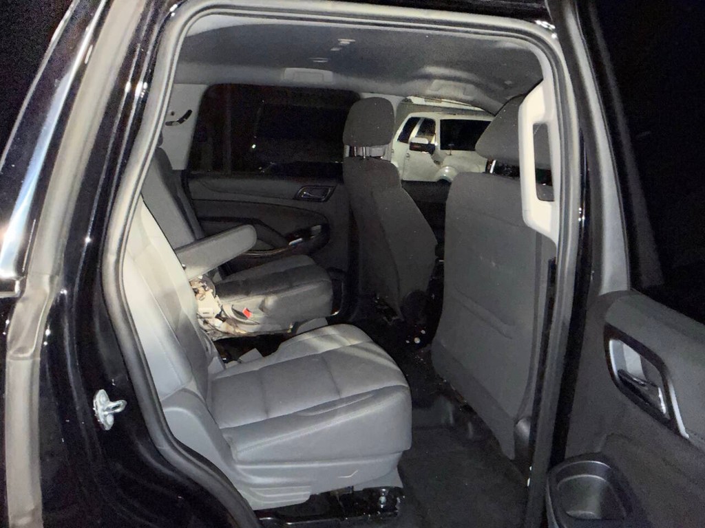 Chevrolet Tahoe Vehicle Full-screen Gallery Image 15