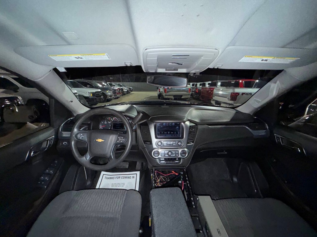 Chevrolet Tahoe Vehicle Full-screen Gallery Image 18
