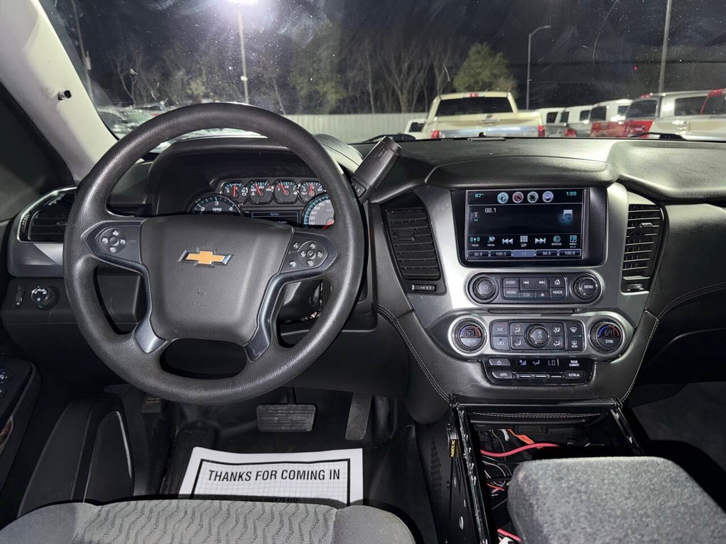 Chevrolet Tahoe Vehicle Full-screen Gallery Image 21