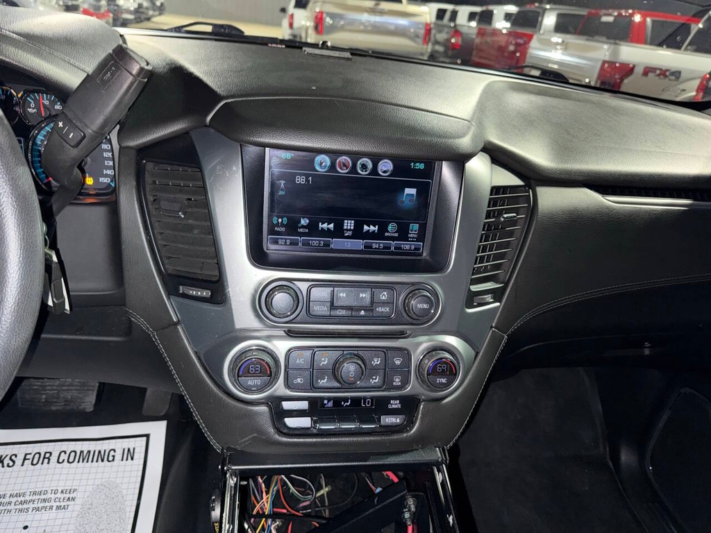 Chevrolet Tahoe Vehicle Full-screen Gallery Image 24