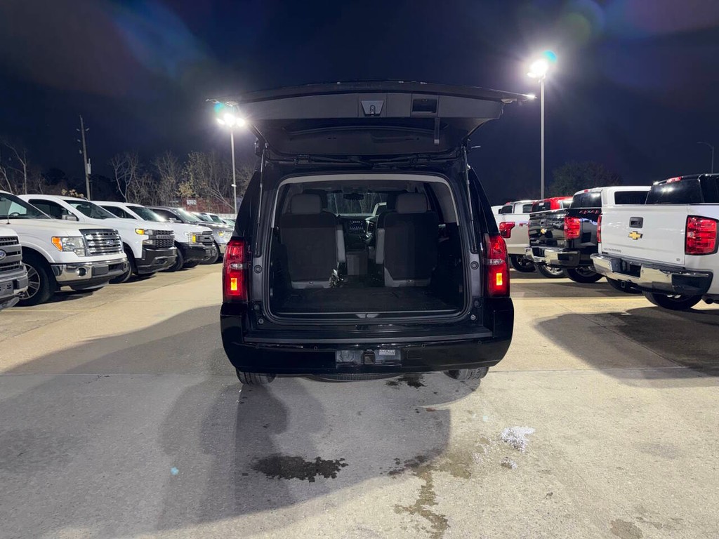 Chevrolet Tahoe Vehicle Full-screen Gallery Image 35