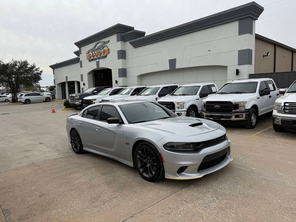 Dodge Charger Vehicle Full-screen Gallery Image 02