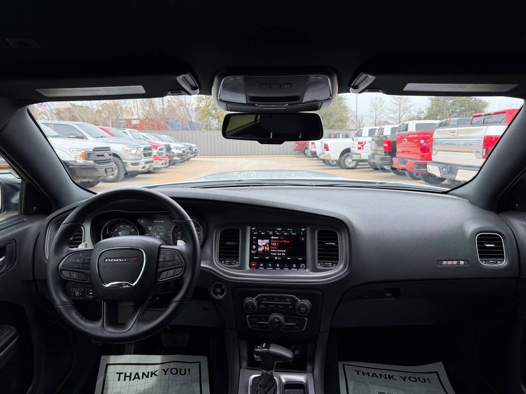 Dodge Charger Vehicle Full-screen Gallery Image 17