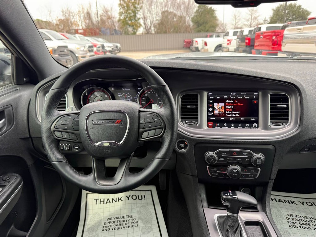 Dodge Charger Vehicle Full-screen Gallery Image 21