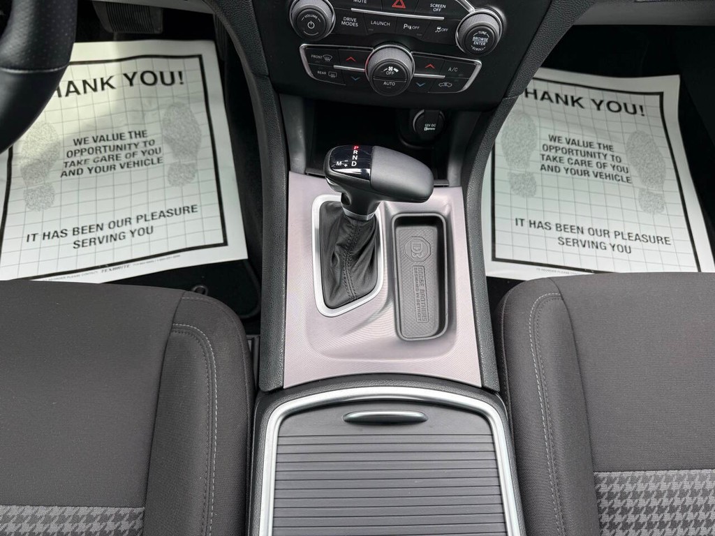 Dodge Charger Vehicle Full-screen Gallery Image 28