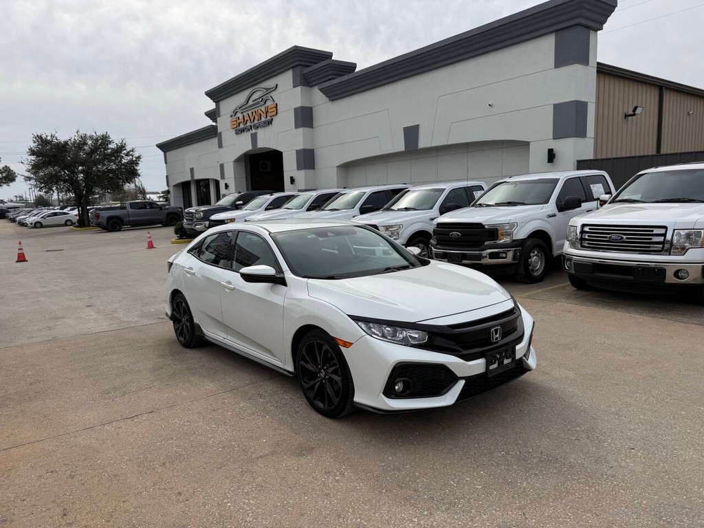 Honda Civic Vehicle Full-screen Gallery Image 02