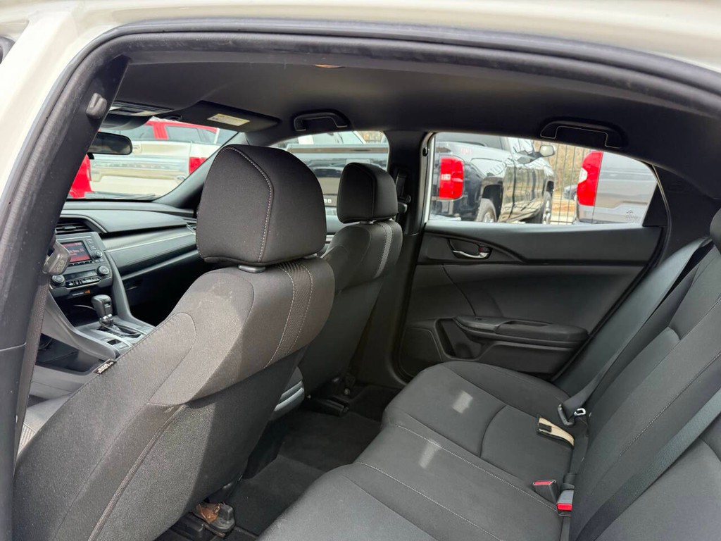 Honda Civic Vehicle Full-screen Gallery Image 12