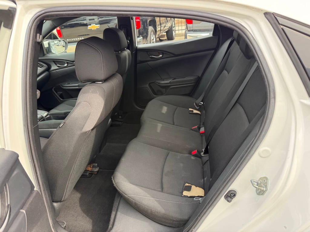 Honda Civic Vehicle Full-screen Gallery Image 13