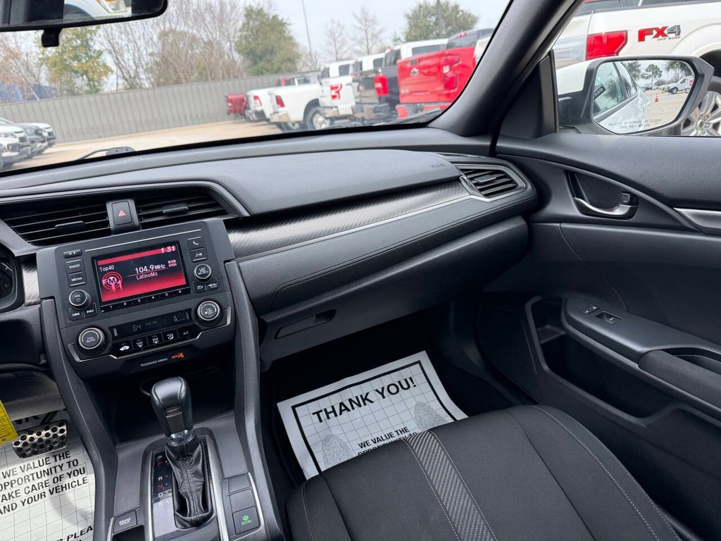 Honda Civic Vehicle Full-screen Gallery Image 20