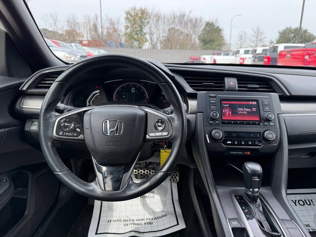 Honda Civic Vehicle Full-screen Gallery Image 21