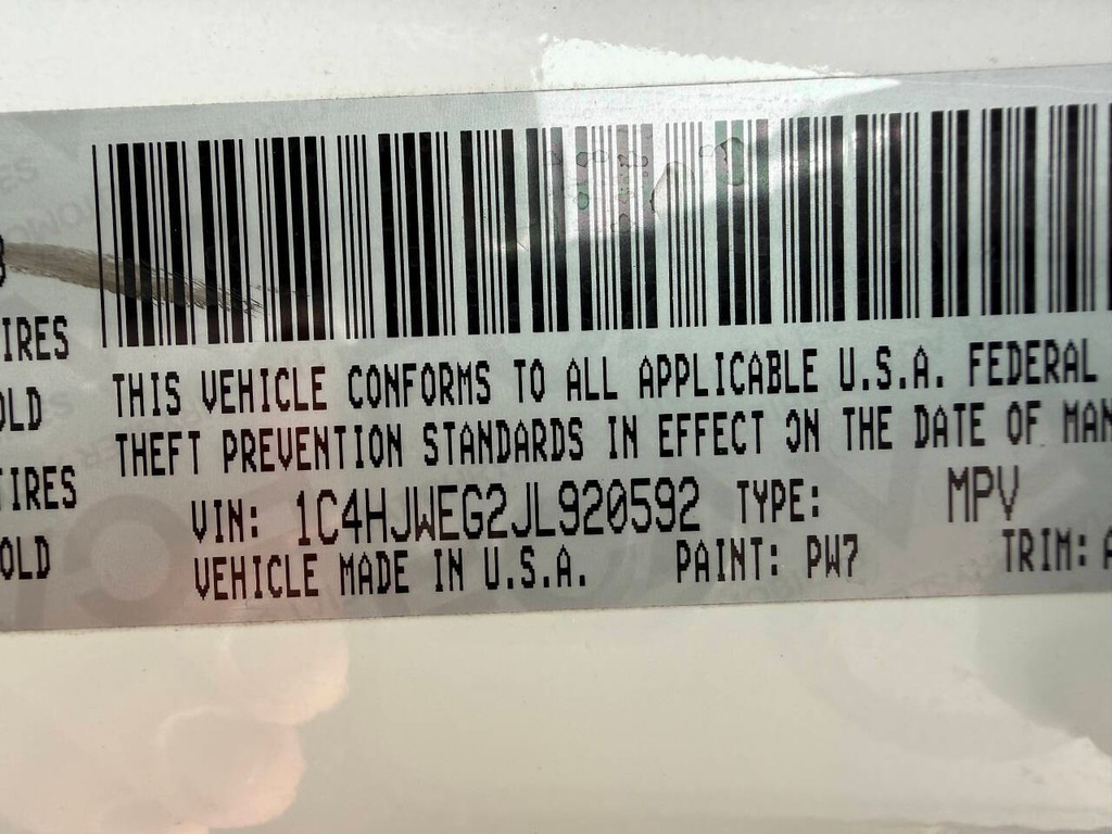 Jeep Wrangler JK Unlimited Vehicle Full-screen Gallery Image 33