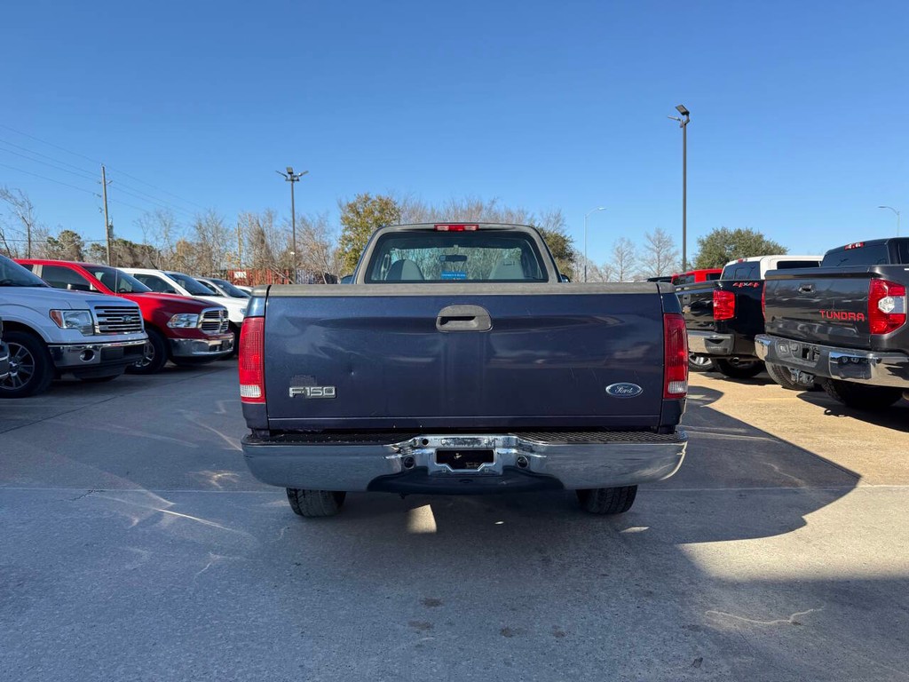 Ford F-150 Vehicle Full-screen Gallery Image 29