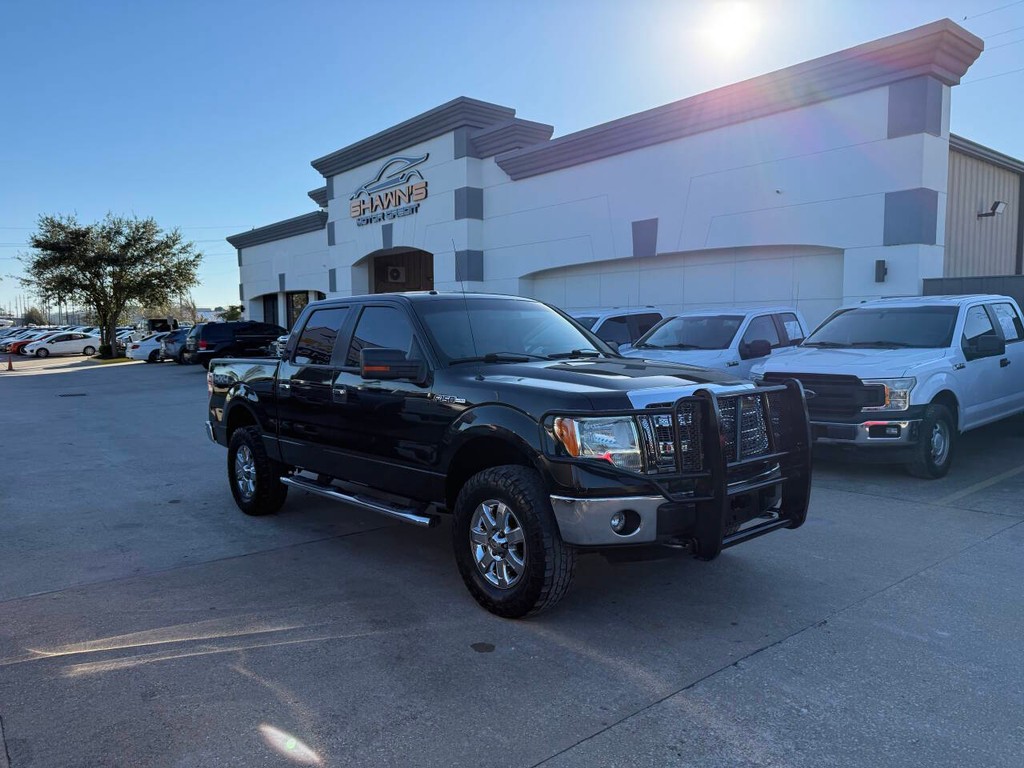 Ford F-150 Vehicle Full-screen Gallery Image 02