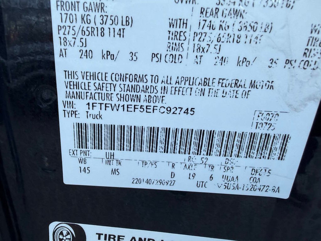 Ford F-150 Vehicle Full-screen Gallery Image 32