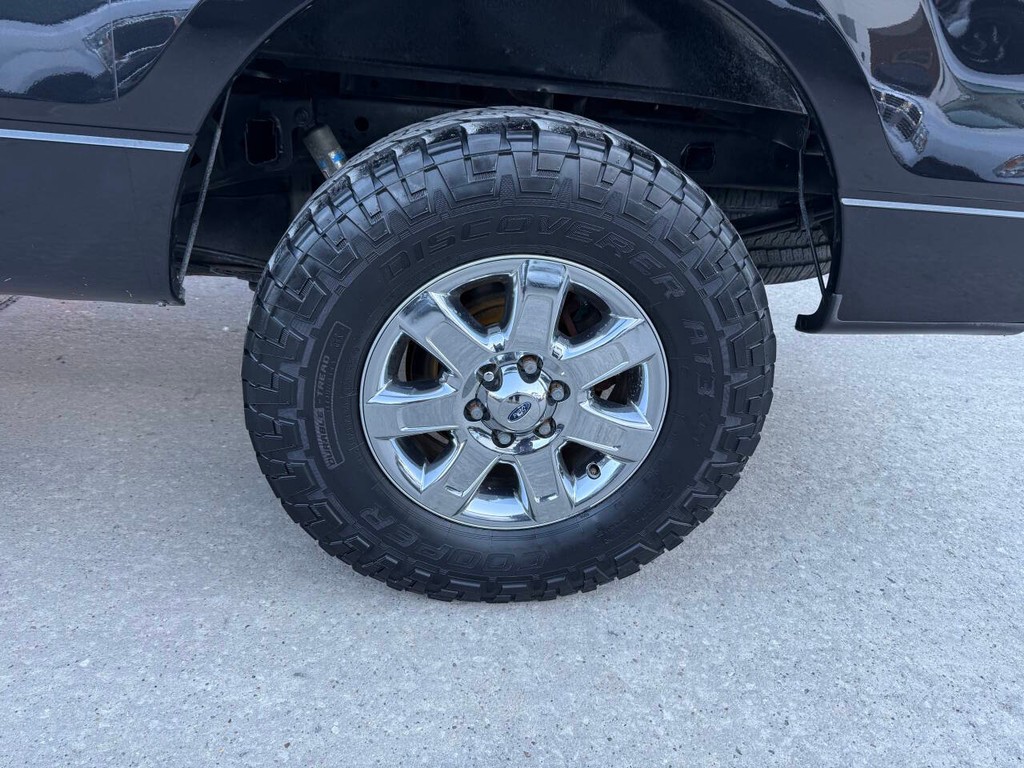 Ford F-150 Vehicle Full-screen Gallery Image 34