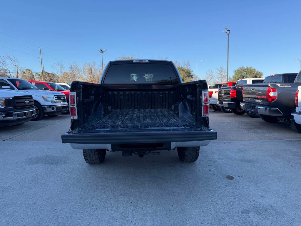 Ford F-150 Vehicle Full-screen Gallery Image 37