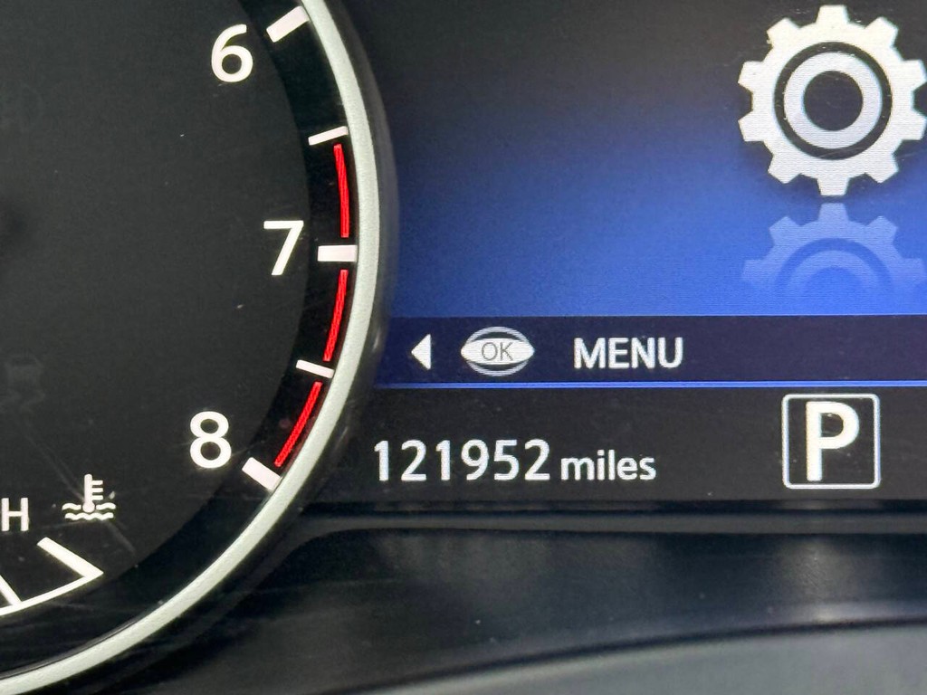 Nissan Murano Vehicle Full-screen Gallery Image 34