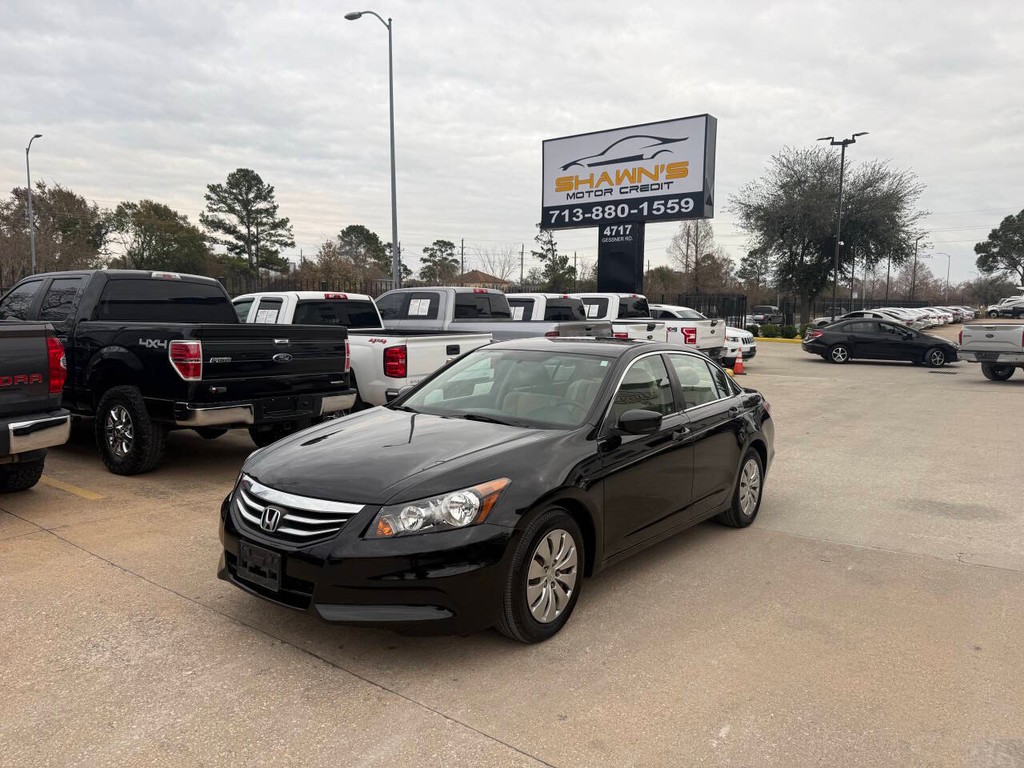 Honda Accord Sedan Vehicle Full-screen Gallery Image 03