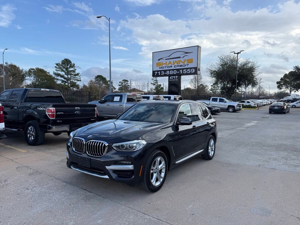 BMW X3 Vehicle Full-screen Gallery Image 03