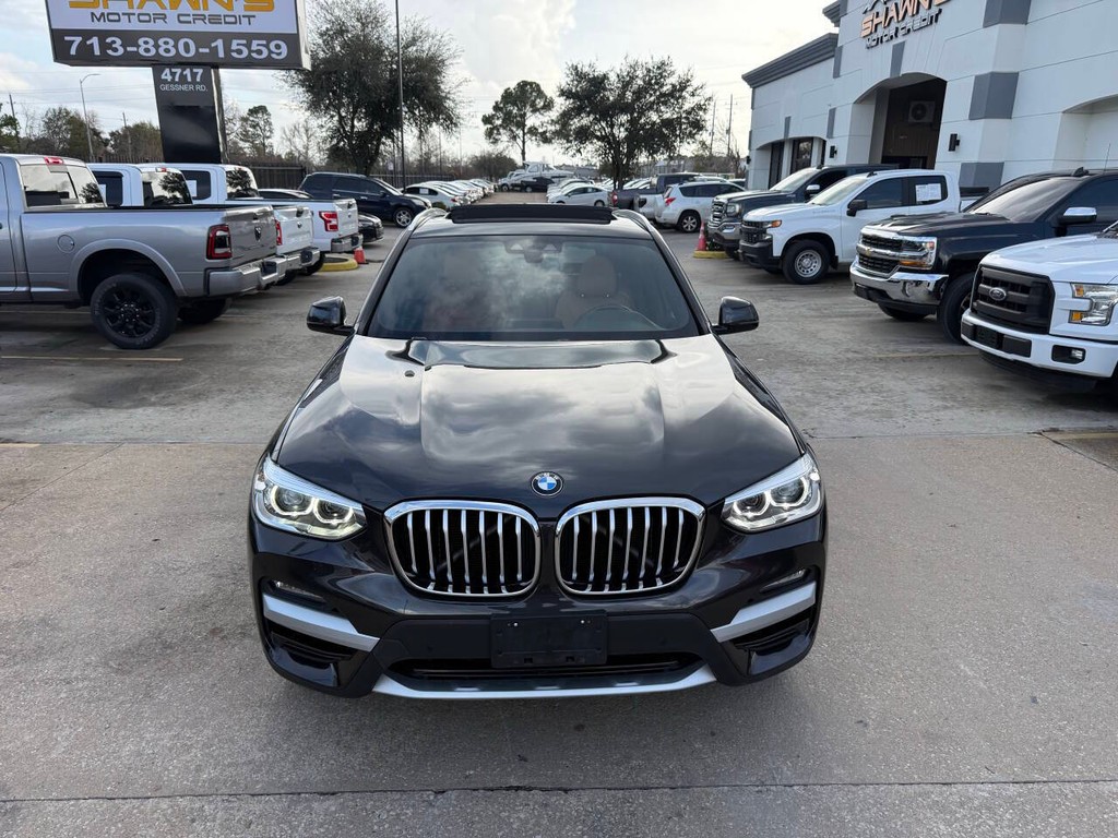 BMW X3 Vehicle Full-screen Gallery Image 42