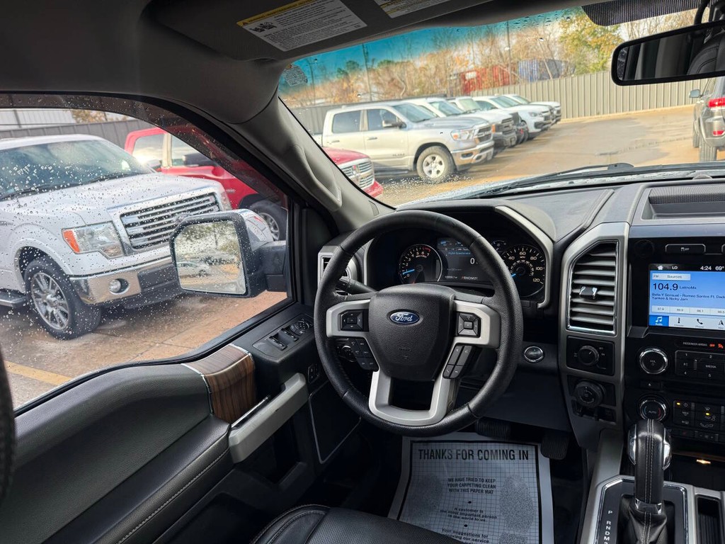 Ford F-150 Vehicle Full-screen Gallery Image 19