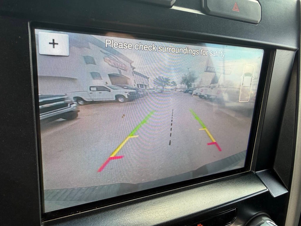 Ford F-150 Vehicle Full-screen Gallery Image 27